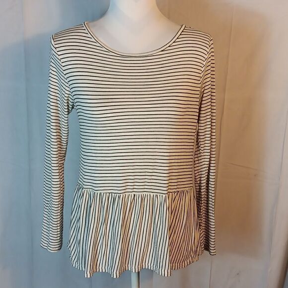 Live In The Moment Striped Top - Picture 1 of 5